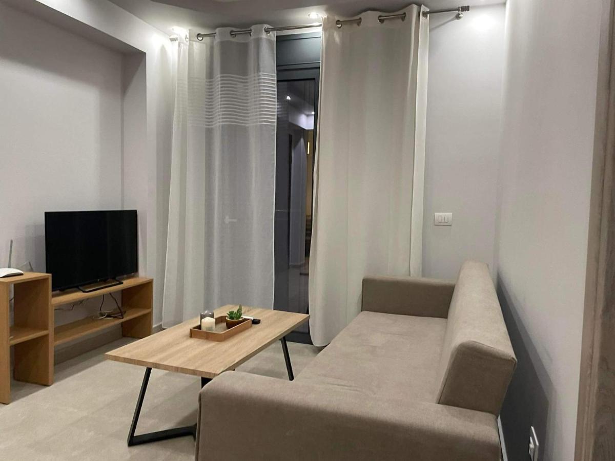 Iris Villas Complex Frinion ภายนอก รูปภาพ