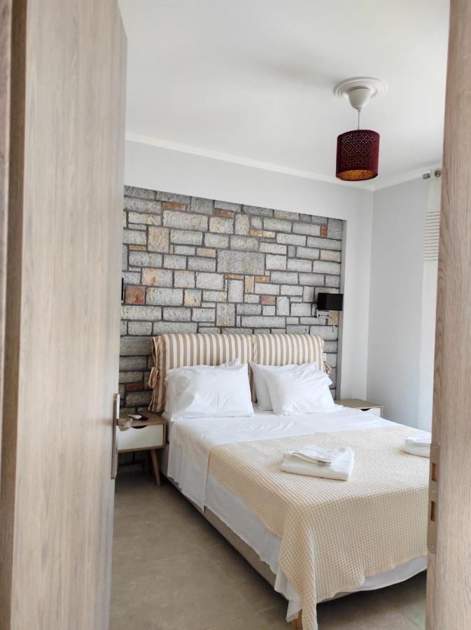 Iris Villas Complex Frinion ภายนอก รูปภาพ